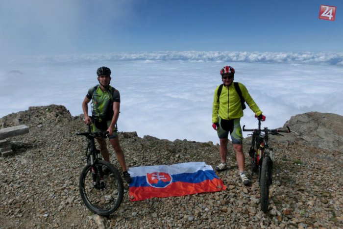 Ilustračný obrázok k článku Autentické zážitky aj fotky: Výprava z okolia Moraviec vyrazila na Tour de France