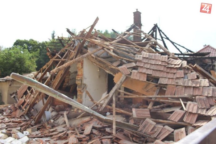 Ilustračný obrázok k článku Nočné peklo v centre mesta: Dom vybuchol a prepadol sa na dve polovice!