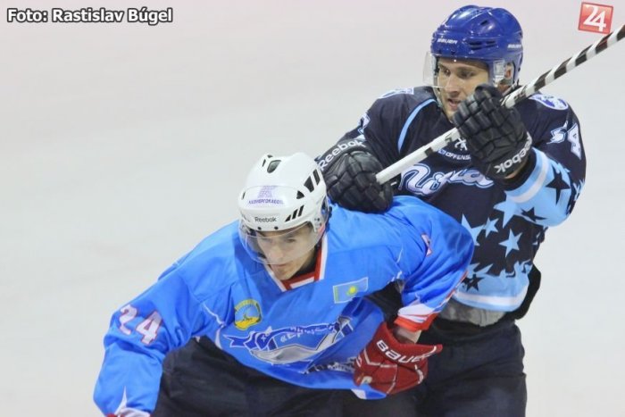 Ilustračný obrázok k článku HK Nitra sa rozlúčil s dvojicou obrancov: Pri tíme už aj Stümpel a Beck