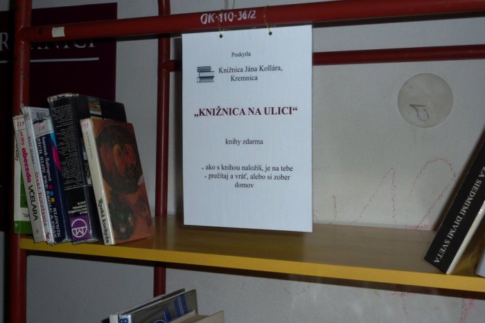 Ilustračný obrázok k článku Kremnica nasleduje trend zo svetových metropol: Super nápad s knihami v meste!