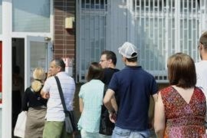 Ilustračný obrázok k článku Problém s novovydanými Bratislavskými mestskými kartami: Električenky sa na ne zatiaľ kúpiť nedajú