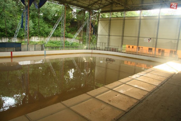 Ilustračný obrázok k článku Žiarsky zimák dostal ďalšiu ranu: Štadión zatopilo ešte viac než naposledy!