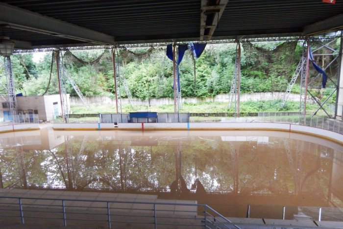 Pohľad na zaplavenú hraciu plochu po búrke, august 2014.