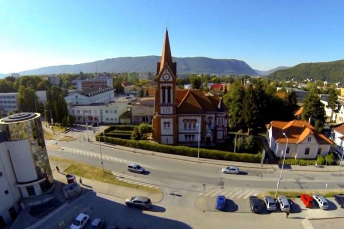 Ilustračný obrázok k článku Rožňava z vtáčej perspektívy: Ďalšie VIDEO od filmára Tomáša vás očarí!