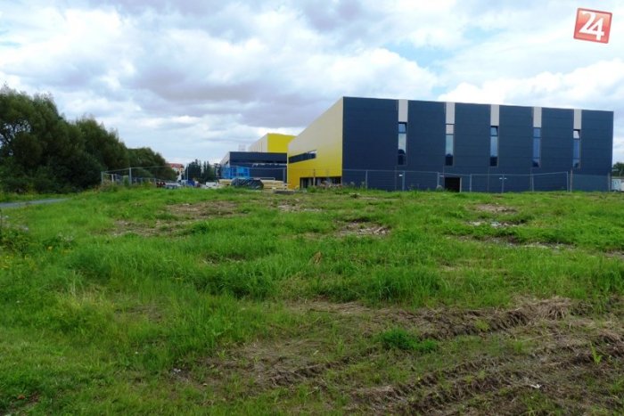 Ilustračný obrázok k článku Takto pokračuje výstavba nového zimáku: Skončí v jeho areáli aj skatepark, ktorý nikde nechcú?