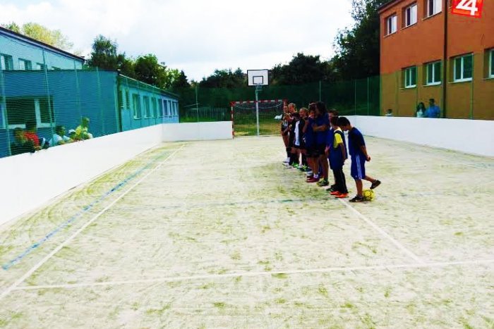 Ilustračný obrázok k článku Dočkajú sa obyvatelia Švábov multifunkčného ihriska? Otázka je, kde ho postaviť!