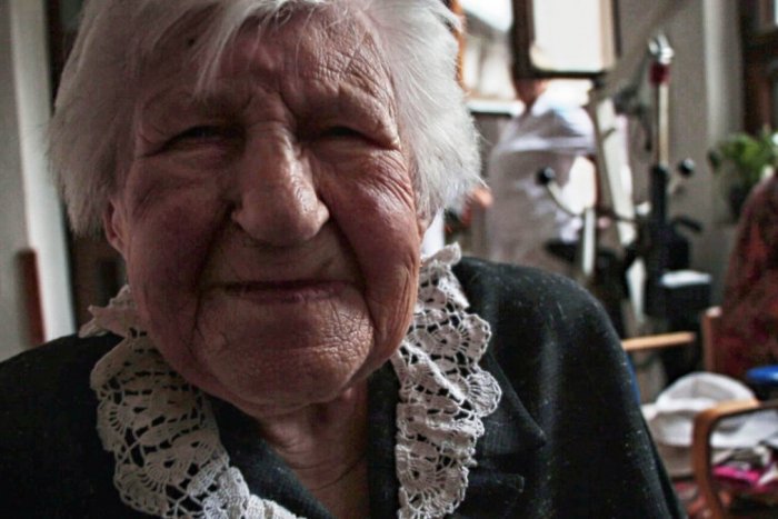 Ilustračný obrázok k článku Najstaršia Kremničanka Helena Majerová (103): Nedožiť sa teraz narodenín by bola hanba!