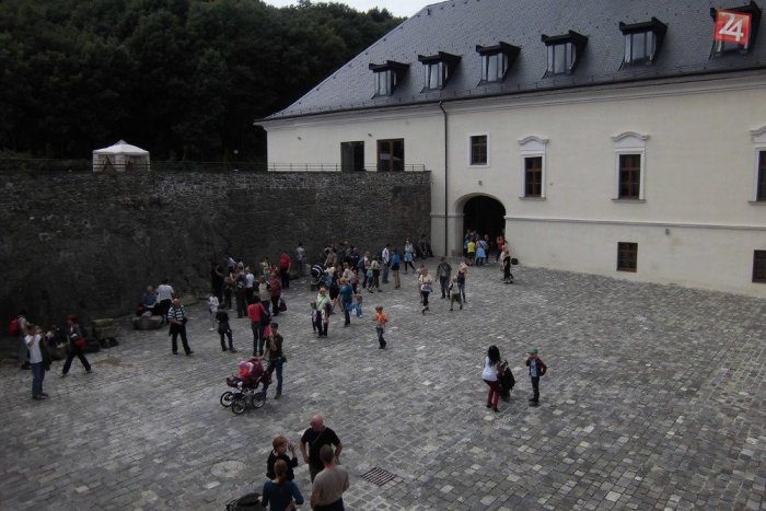 Ilustračný obrázok k článku Rekonštrukciou vstal z ruín: Vígľašský zámok nominovali na stavbu roka!