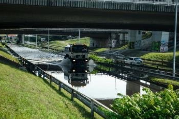 Ilustračný obrázok k článku Zaplavené ulice Bratislavy: SHMÚ nevylučuje, že extrémne dažde sa môžu zopakovať