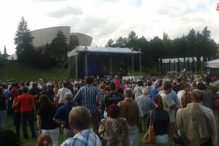 Ilustračný obrázok k článku Na oslavy výročia SNP zavíta aj prezident: Kotleba sa pozvania nedočkal