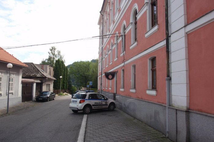 Ilustračný obrázok k článku Ľubomír (28) sa priznal: Potiahol nielen šrot, ale aj nákupný vozík