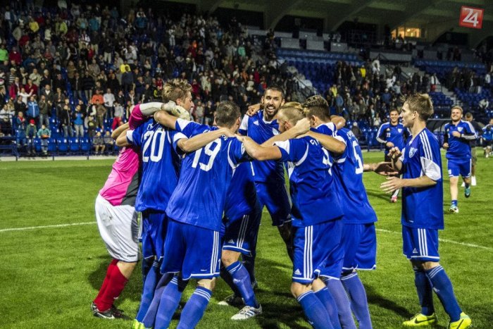 Ilustračný obrázok k článku Domáci opäť potešili fanúšikov: FK Poprad postúpil cez Tatran Prešov