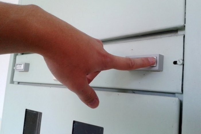 Ilustračný obrázok k článku Bystričania, pripravte sa na nečakanú návštevu. Pozrite, kto vám môže zazvoniť