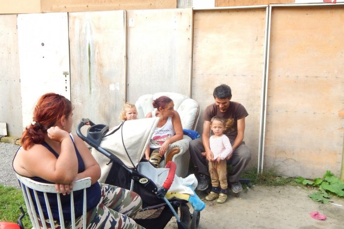 Ilustračný obrázok k článku Mestská firma dala šancu aj ľuďom z Kortíny: Teraz skúsia šťastie v žiarskom závode