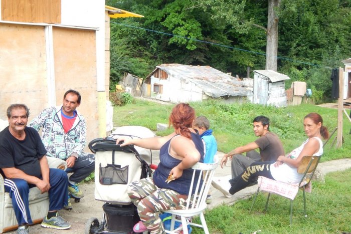 Ilustračný obrázok k článku Osada Pod Kortínou pod drobnohľadom: Dozerať na ňu budú už aj občianske hliadky!