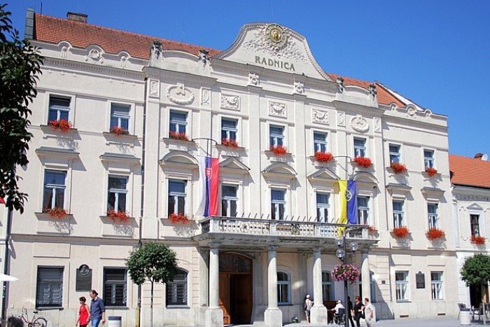 Ilustračný obrázok k článku Mandátová komisia riešila Peciarovo hlasovanie: TOTO odporučila obom poslancom