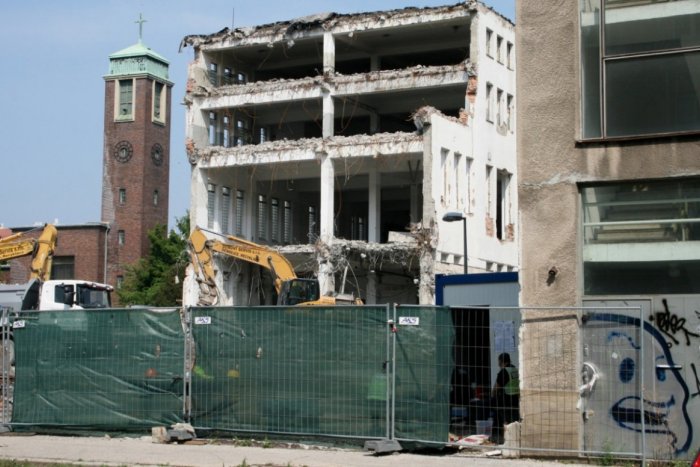 Ilustračný obrázok k článku V Barcelone si technické pamiatky vážia a zveľaďujú ich. Na rozdiel od nás