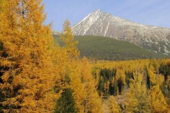 Ilustračný obrázok k článku Jeseň v Tatrách praje turistom: Ceny klesli až o 30 percent a to nie je jediné pozitívum!