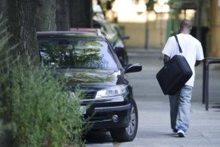 Ilustračný obrázok k článku Pozor na parkovanie v Starom Meste! Pribúdajú modré rezidentské miesta