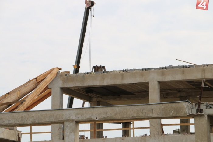 Ilustračný obrázok k článku Záhorská Bystrica má schválený rozpočet. V ňom mestská časť počíta so športovou halou i nadstavbou MŠ