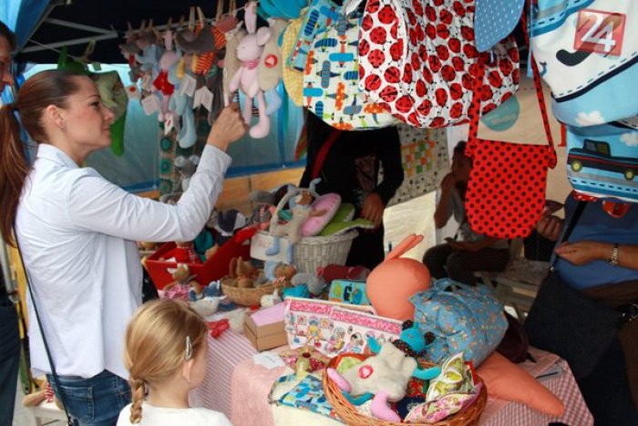 Ilustračný obrázok k článku Nápaditá videopozvánka na Trnavský rínek 2014: Cukru sa pohrali s gaštanmi