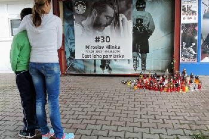 Ilustračný obrázok k článku Tréner Chudý o smrti Miroslava Hlinku (†42): Počas rozhovoru písal listy na rozlúčku a ja som to nevedel