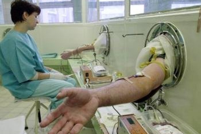 Ilustračný obrázok k článku Ak ste fit, darujte krv. Môžete dnes v električke