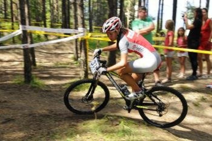 Ilustračný obrázok k článku Výber na majstrovstvá svete v cestnej cyklistike: Medzi nominovanými Medveďová z Podbrezovej!