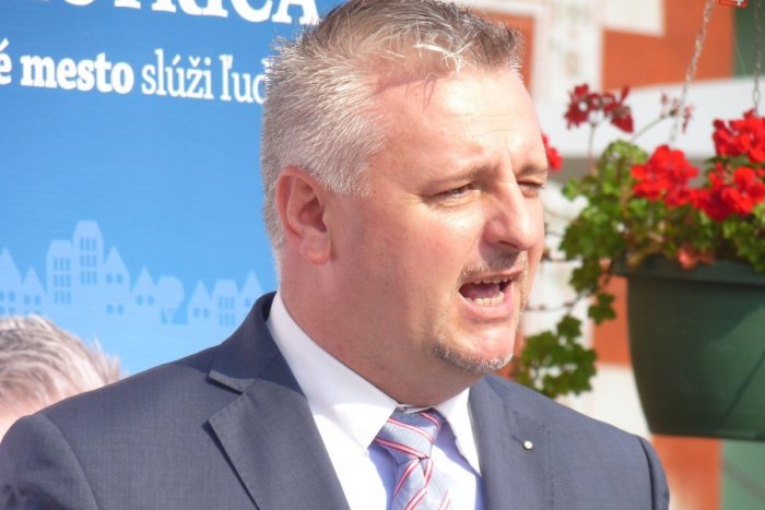 Ilustračný obrázok k článku Bystrica má ďalšieho kandidáta na primátora: O atraktívny post sa uchádza aj tento muž...