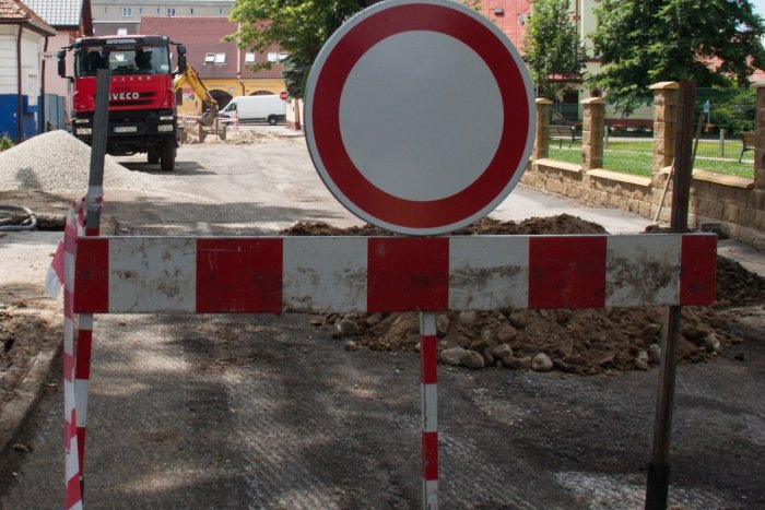 Ilustračný obrázok k článku Strážanov čaká perný víkend: Domov sa cez trať po Kukučínovej nedostanú