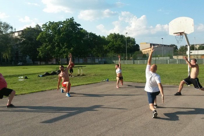 Ilustračný obrázok k článku Skvelý nápad aj pre začiatočníkov: Skupinové tréningy s rodinnou atmosférou!