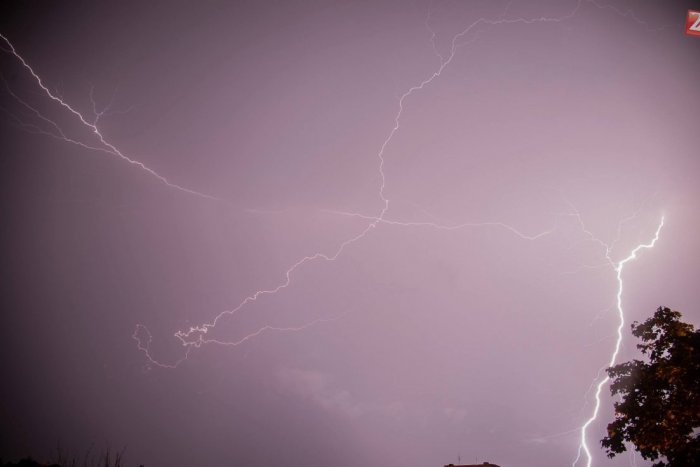 Ilustračný obrázok k článku Tragédia v Západných Tatrách: Zásah bleskom neprežil turista, ďalší dvaja sú zranení