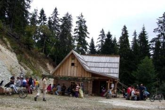 Ilustračný obrázok k článku Horehronci a Tisovčania sa vydajú na spoločnú túru: Toto ich spojí!