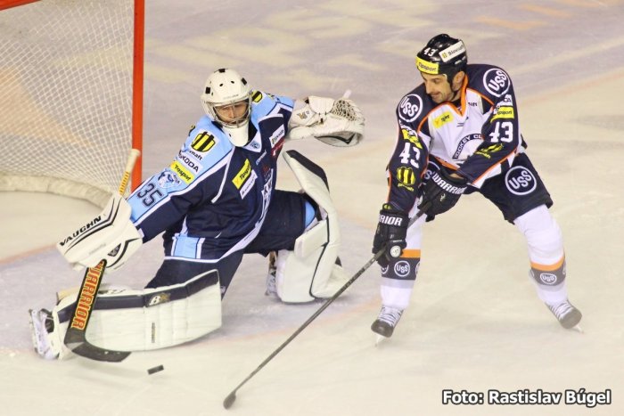Ilustračný obrázok k článku Nitra na svojom ľade zdolala majstra: Košice padli až po nájazdoch
