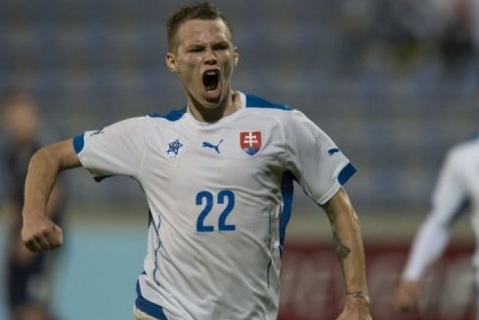 Ilustračný obrázok k článku Megatalent spod Vihorlatu sa opäť predviedol: Gól Ondreja Dudu a lá Thierry Henry!