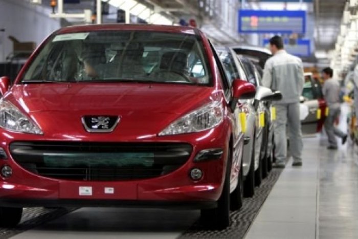 Ilustračný obrázok k článku Trnavská automobilka zastavila výrobu: Zavretá bude dva týždne!