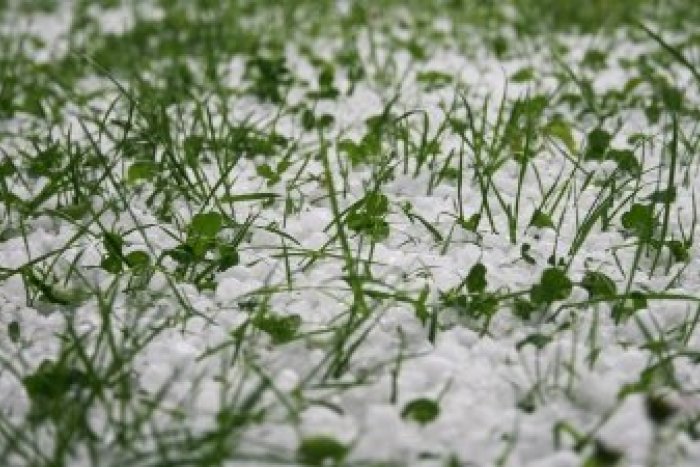 Ilustračný obrázok k článku VIDEO od čitateľa: Neďaleko Rožňavy padal ľadovec