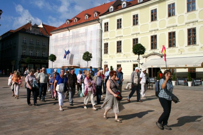 Ilustračný obrázok k článku Tip na víkend: Absolvujte prehliadky Bratislavou so sprievodcom a úplne zadarmo!