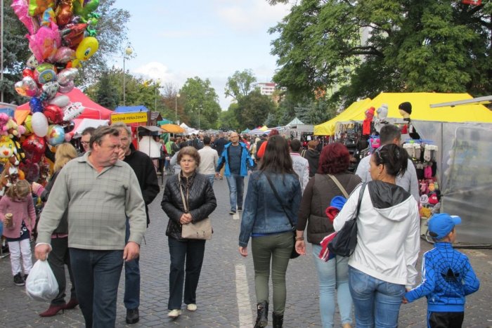 Ilustračný obrázok k článku Značte si do kalendárov: Mesto zverejnilo dátum Veľkého jarmoku v Topoľčanoch