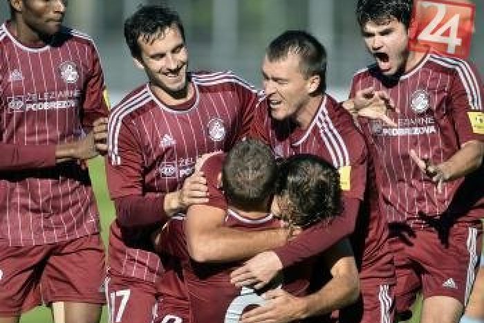 Ilustračný obrázok k článku Ďalšie sklamanie pre Slovan: Podbrezová zdolala majstra pred domácou kulisou