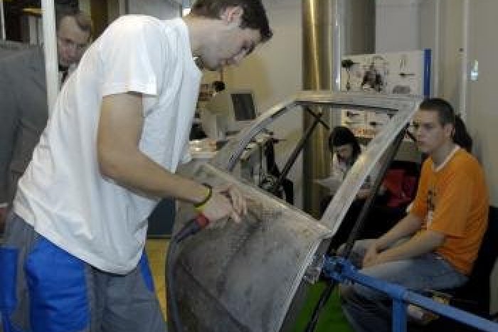 Ilustračný obrázok k článku Obdivuhodný úspech bystrickej školy: Štvrtinu finalistov prestížnej súťaže tvorili jej študenti