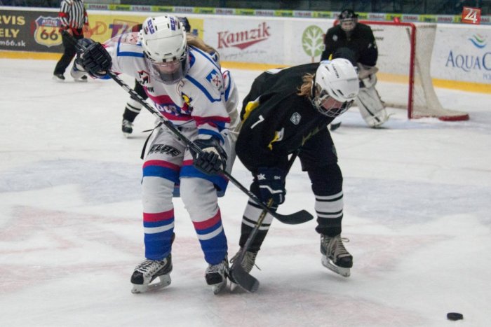 Ilustračný obrázok k článku Popradčanky na domácom ľade excelovali: Zvolen a Petržalka si ani neškrtli