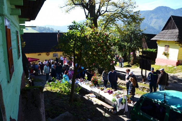 Ilustračný obrázok k článku Slnečné poďakovanie za úrodu a spoluprácu vo Vlkolínci