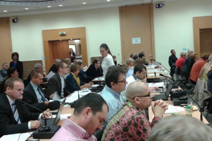 Ilustračný obrázok k článku Naživo zo zastupiteľstva v Petržalke: Bratislava24.sk "live" komentuje zasadnutie miestneho parlamentu