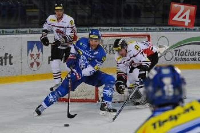 Ilustračný obrázok k článku Dokonalý obrat na popradskom ľade: Barani pripravili súperovi prvú domácu prehru v sezóne