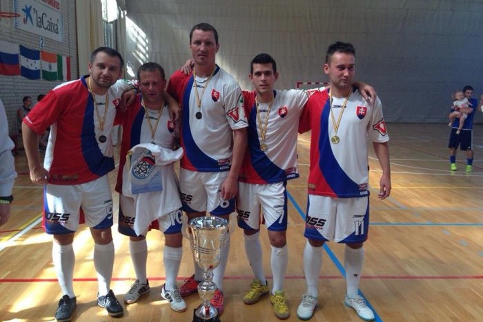 Ilustračný obrázok k článku Parádny úspech mladých Žilinčanov: Striebro na majstrovstvách sveta, a to bez trénerov a sponzorov!