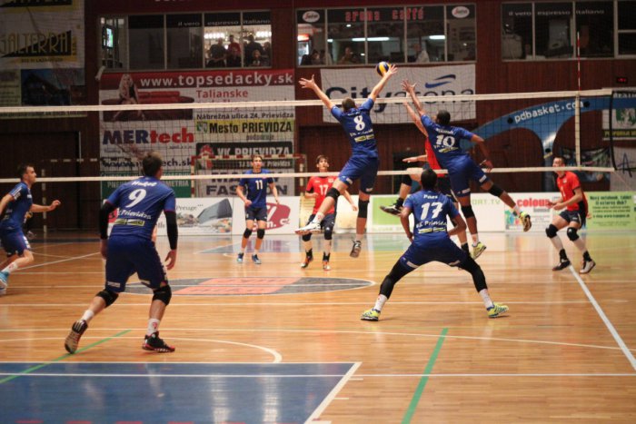 Ilustračný obrázok k článku Do tretice úspech: Prievidza s prehľadom zdolala Trenčín