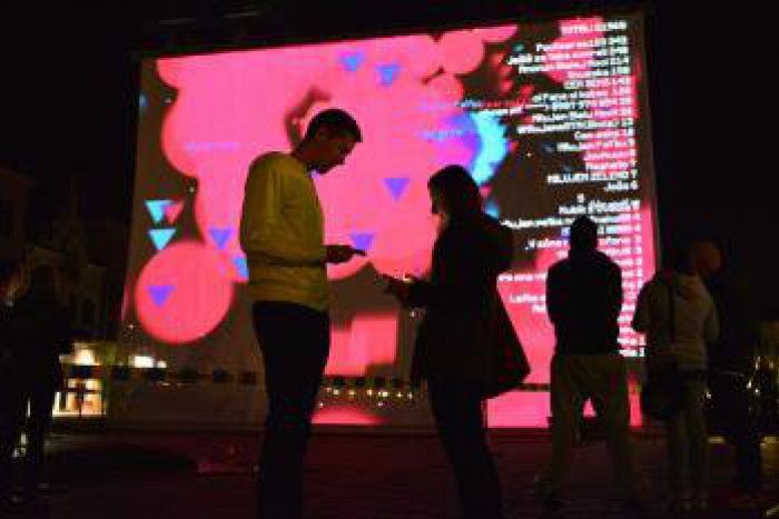 Ilustračný obrázok k článku Biela noc v číslach: Rozžiarené mesto si nenechali ujsť desiatky tisíc ľudí!