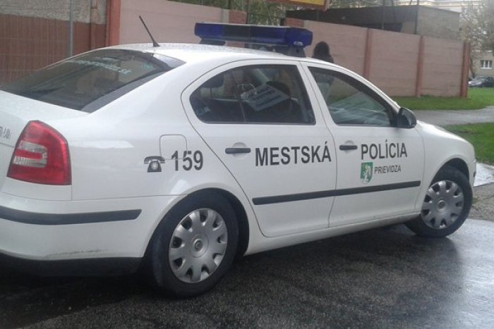 Ilustračný obrázok k článku Bosorky vraj ešte nevymreli: Prievidžan spaľoval odpad, TÁTO odpoveď metských dostala