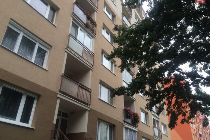 Ilustračný obrázok k článku Polícia našla v jednom z bratislavských bytov telo mŕtvej ženy